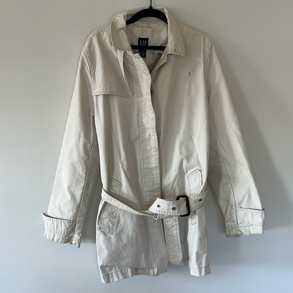 Classic Khaki Gap Short Trench Coat - L